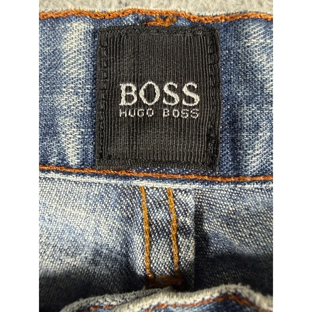 Vintage HUGO BOSS Fifties Straight Leg Denim Jeans Mens size 34x30 Button Fly